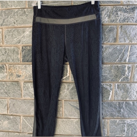 Lululemon Light Speed Desert Snake tights B72 - Picture 3 of 9